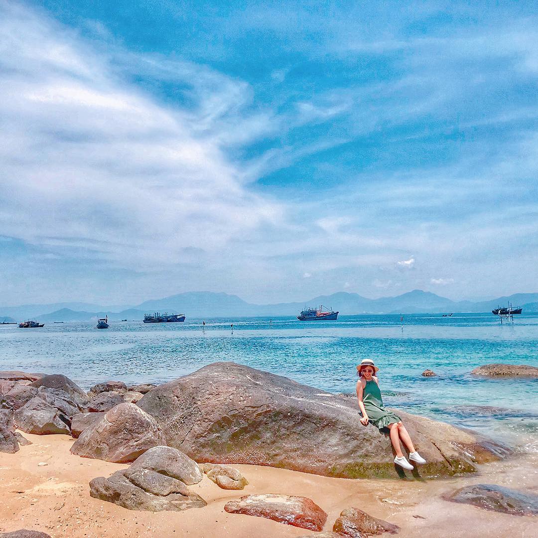 Bãi biển Xuân Thiều – điểm đến nổi tiếng tại Đà Nẵng